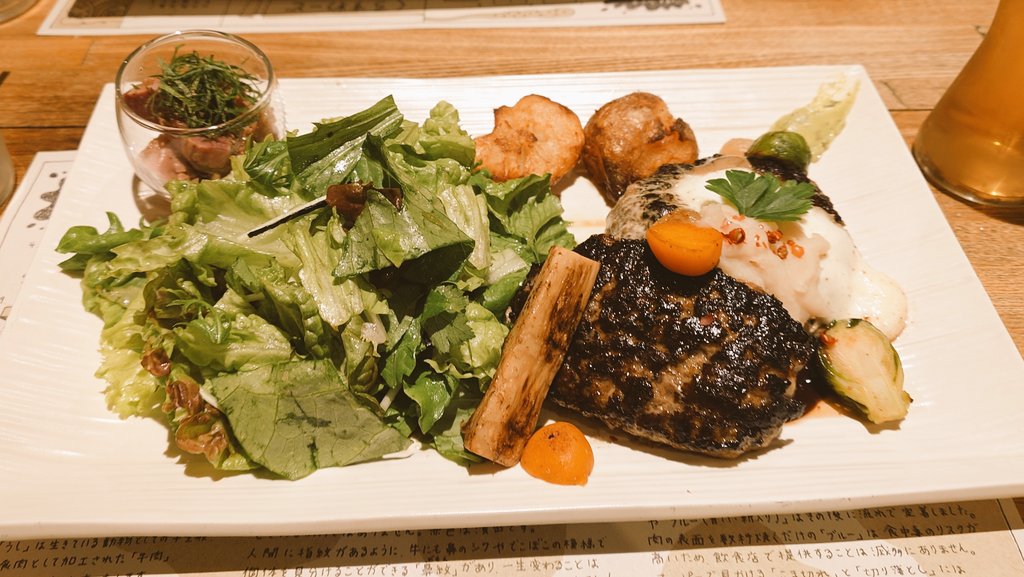 CouLeurTwinnote's tweet image. ⏯️ショート🎶をやる様になってから視聴者層が年齢(35歳〜45歳)比率は80%が男性に変化した👀 トークの時は今と層が違って居た🤔💭
⬇最近食べたハンバーグ🍸🍽
 #視聴者層  #アナリティクス  #YouTuber  #ハンバーグ  #北海道グルメ  #本日のご飯  #今日のご飯