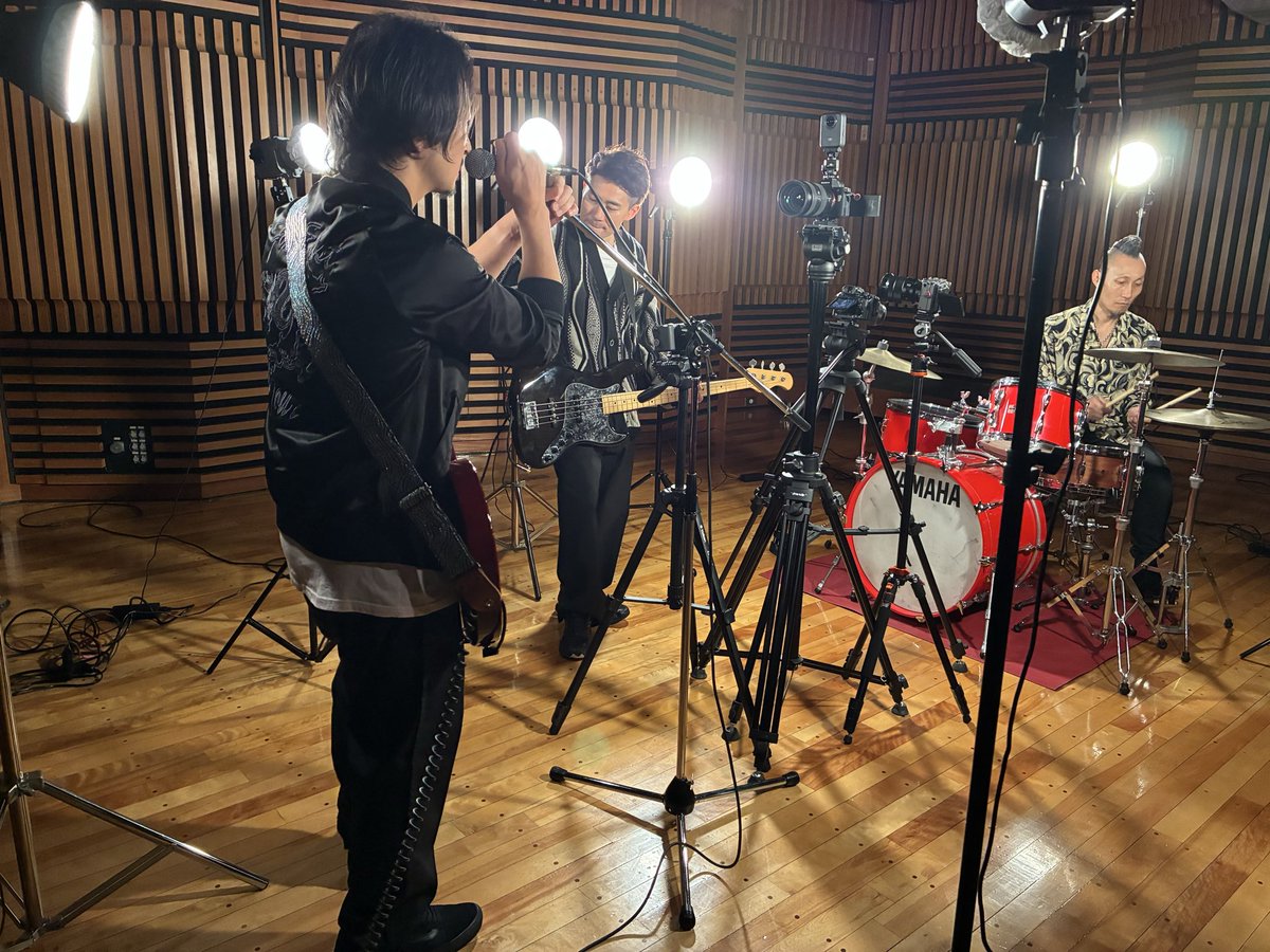 Tetsuya_Santa's tweet photo. RADIOCASTER、MV撮影！ https://t.co/szQ3MtMIIx