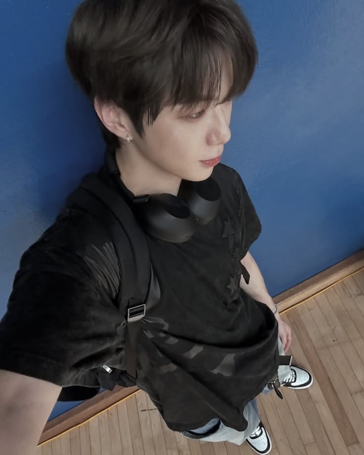 12B, Daniel. tweet media