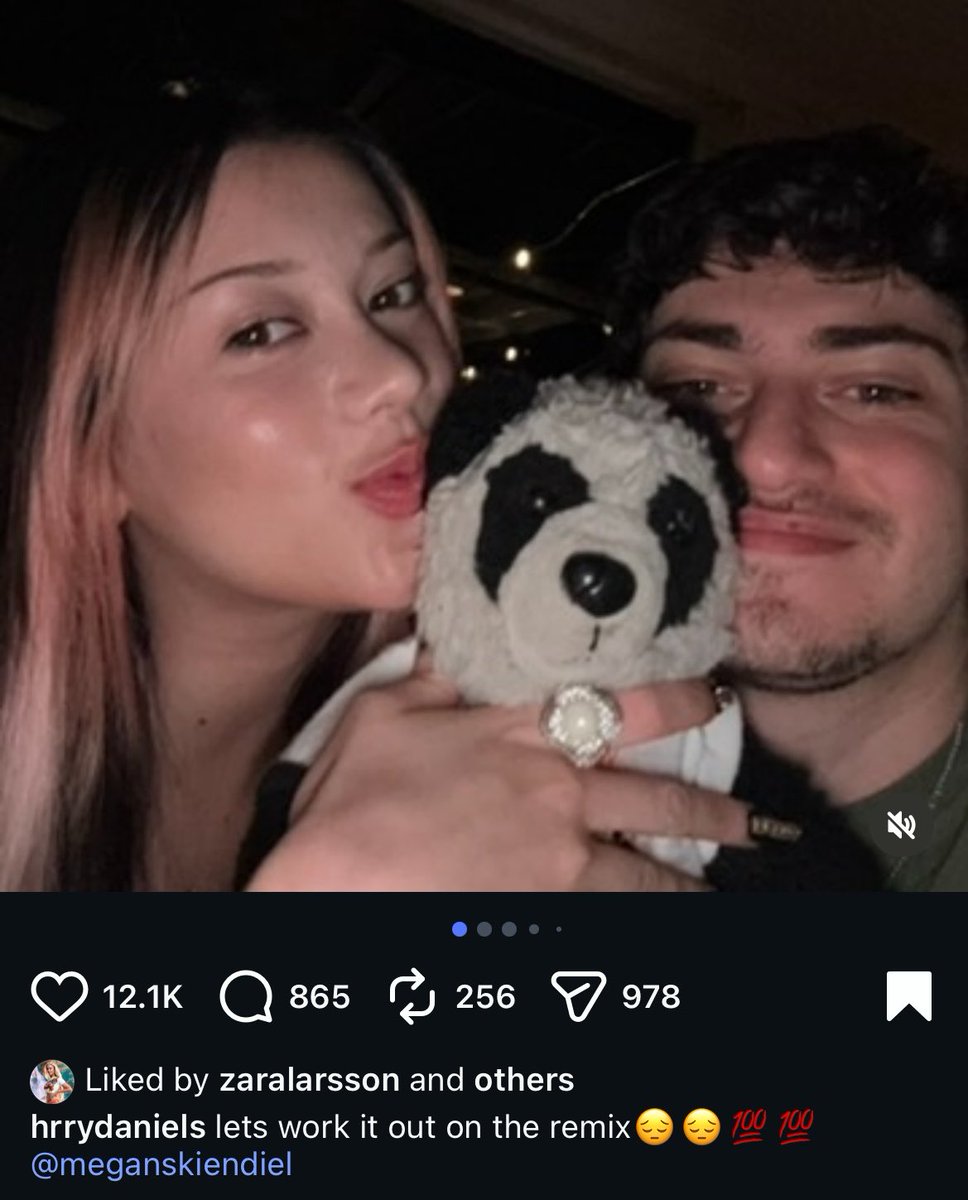 internet girl tweet media