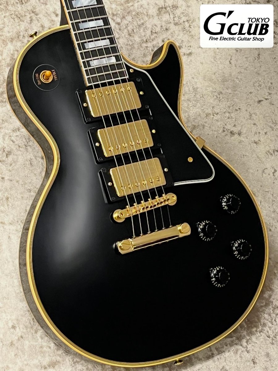 GCLUB_TOKYO's tweet photo. 【新着入荷情報🔥】
Gibson Custom Shop Historic Collection 1957 Les Paul Custom Reissue 3-Pickup "Black Beauty" VOS s/n 76333
https://t.co/DYCaRsh4vx
#gibson #lespaul #blackbeauty #gclubtokyo #onlyagibsonisgoodenough https://t.co/fqzqfevmoT