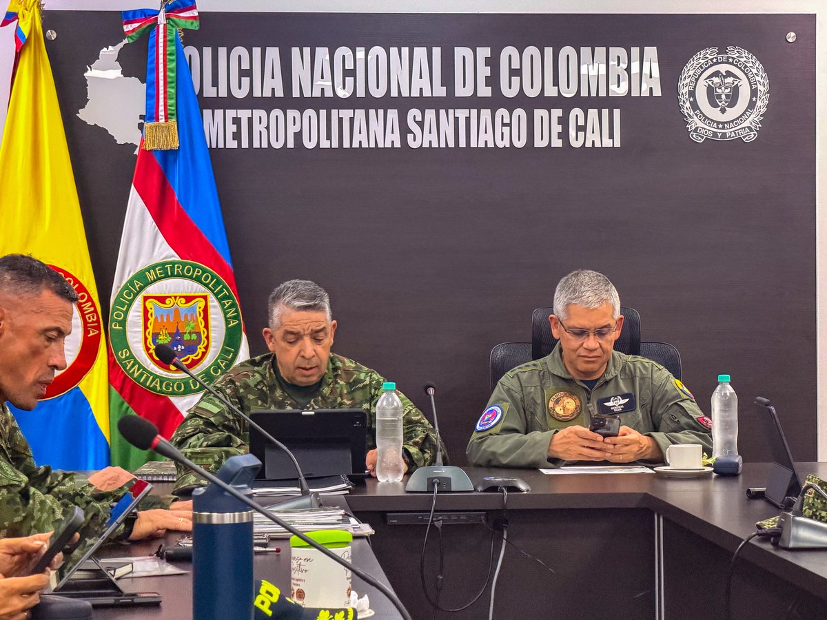 Comandante General de las Fuerzas Militares tweet media