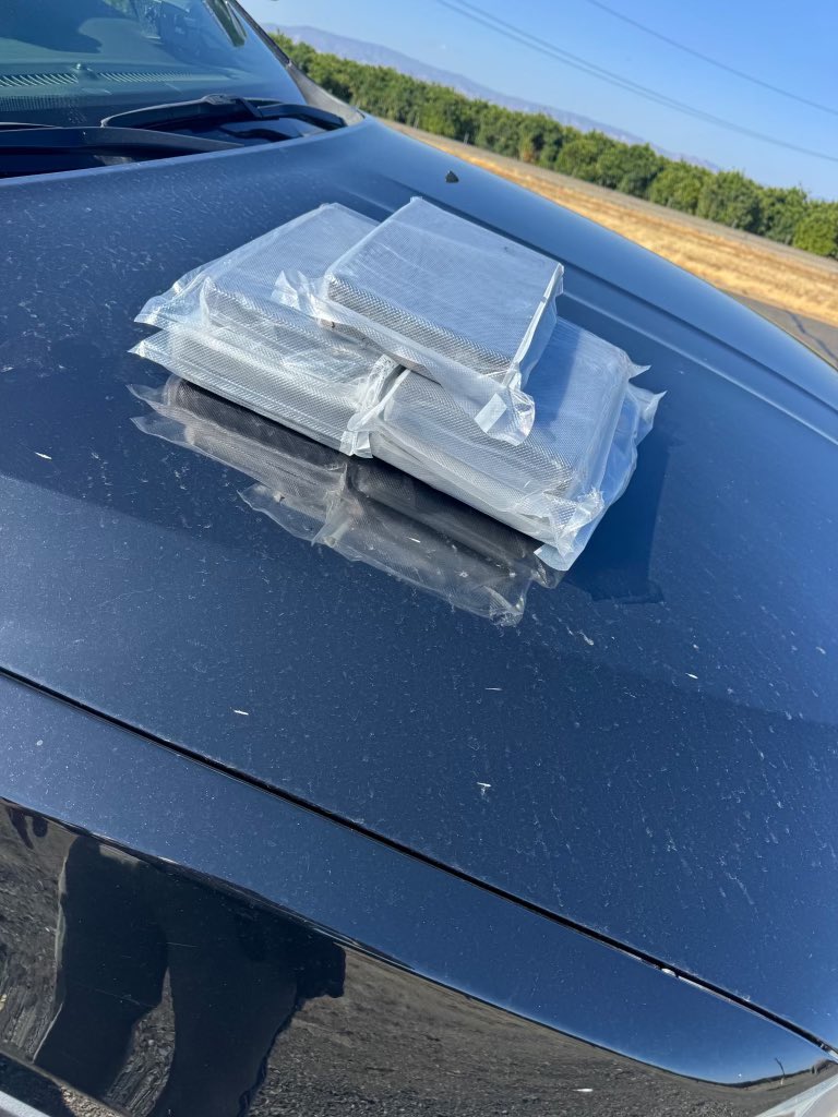 ChpCoalinga's tweet photo. 🚨 Enforcement Stop Leads to Major Drug Seizure 🚨

On 4/28/26, CHP Coalinga stopped a vehicle on I-5 in Fresno County for a violation. A search led to the discovery of ~5 kg of suspected fentanyl concealed in the vehicle.

Driver arrested and booked on narcotics charges. https://t.co/KVB3ecI8jZ