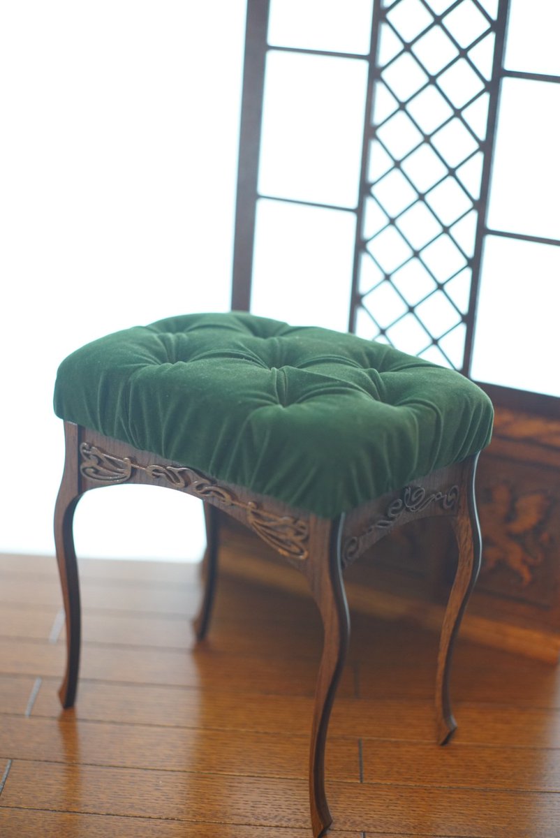 ドルパの戦利品を整理中です。

<a href="/petit_continue/">𝑃𝑒𝑡𝑖𝑡.𝐶𝑜𝑛𝑡𝑖𝑛𝑢𝑒</a>　様のスツール
これを買いに行ったのです(；＞＜)(；＞＜)