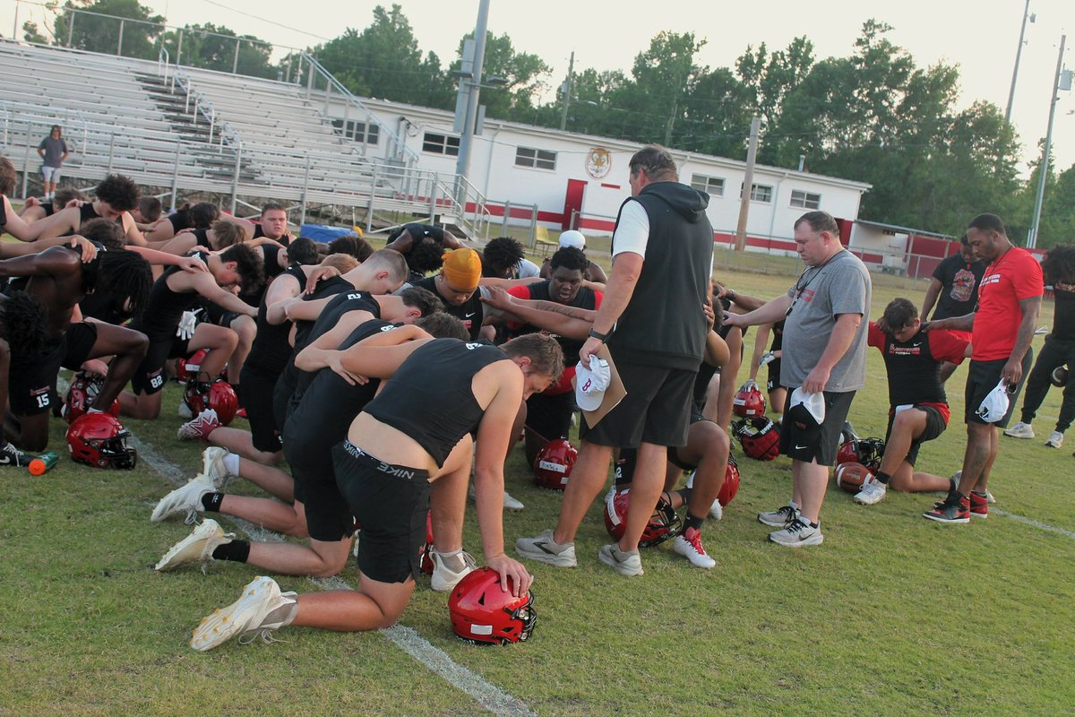 CoachWaggonerGT's tweet image. 𝗟𝗼𝘃𝗲 𝘁𝗵𝗲𝘀𝗲 𝗴𝘂𝘆𝘀 𝗮𝗻𝗱 𝘁𝗵𝗶𝘀 𝘁𝗲𝗮𝗺! 🙏 #TEAM 🐅
