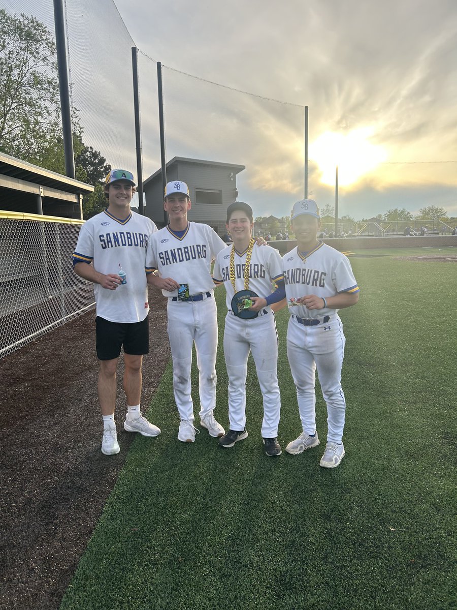 Sandburg Baseball tweet media