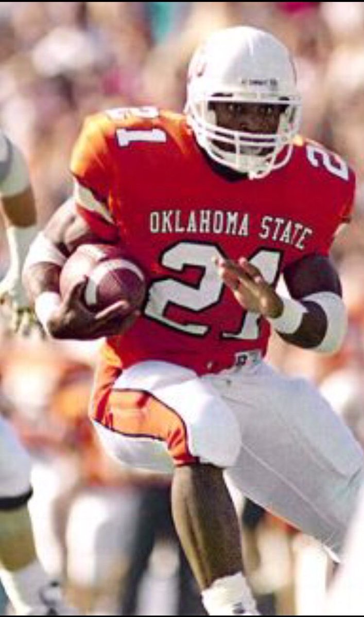 SukoraC's tweet photo. #AGTG blessed to receive an offer from Oklahoma State University!!!!
@PCHSfriscoFB https://t.co/6wXhAGhoL0