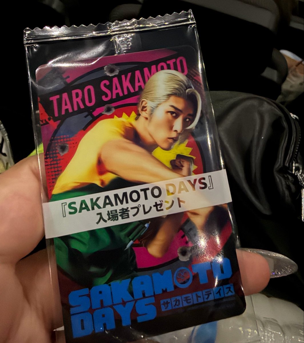 216_mgrren's tweet photo. 1回目の中継付き🖤SAKAMOTODAYS見てきまーす🥰 https://t.co/4nYDNlutdV