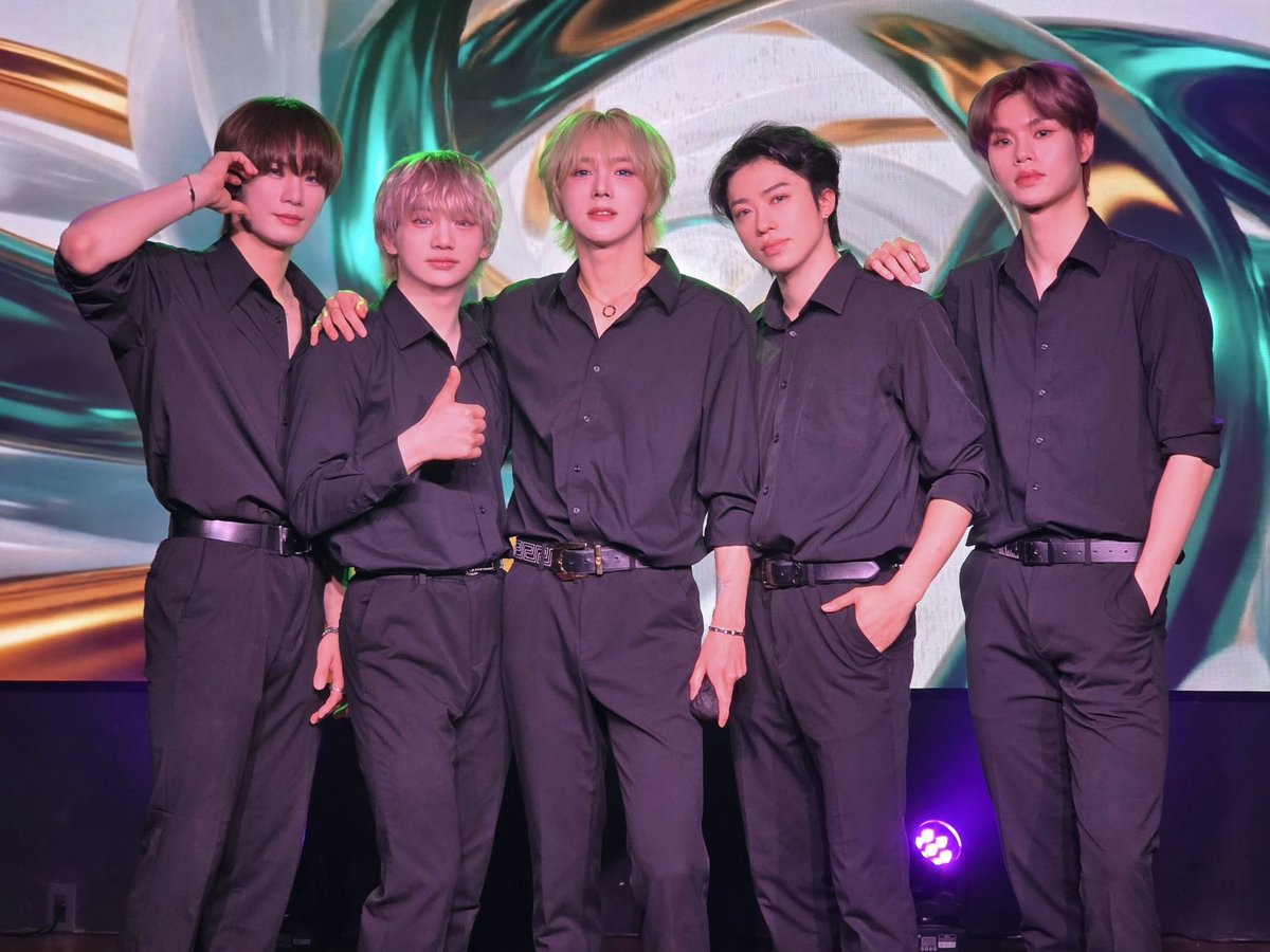 FCLIVE_ROOKIE's tweet image. #CHASER SPECIAL JAPAN LIVE 2026
ROUTE 01 BURNING POINT

🗓️4/29(水) 
①14:00-
②18:00- ⭐️私服DAY⭐️
📍東京 FCLIVE SHINJUKU HALL
╰┈➤ 当日券あり✅初回無料

#チェイサー の新しい魅力を発見できるチャンス‼️✨

詳細はこちらから
🔗 ti-ma.jp/shop/event.php…

#체이서
