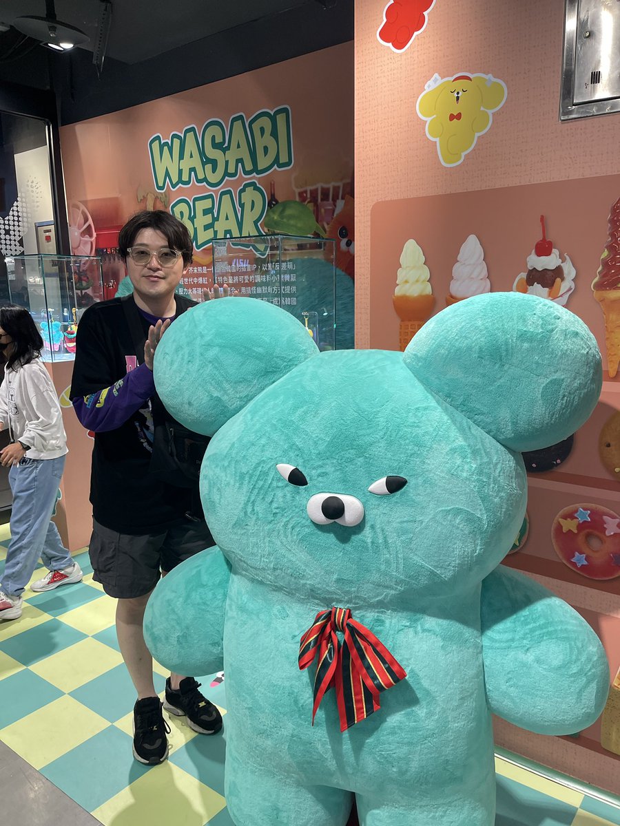 レオパルド tweet media