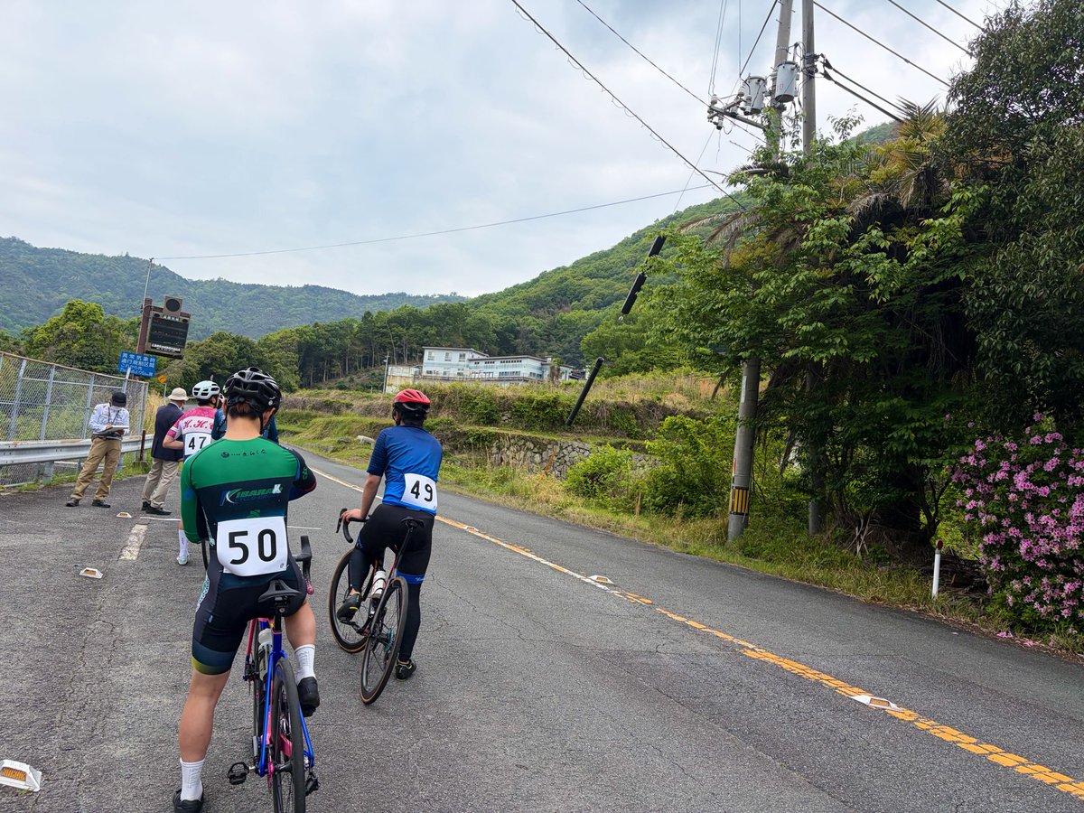 あるたけ tweet media