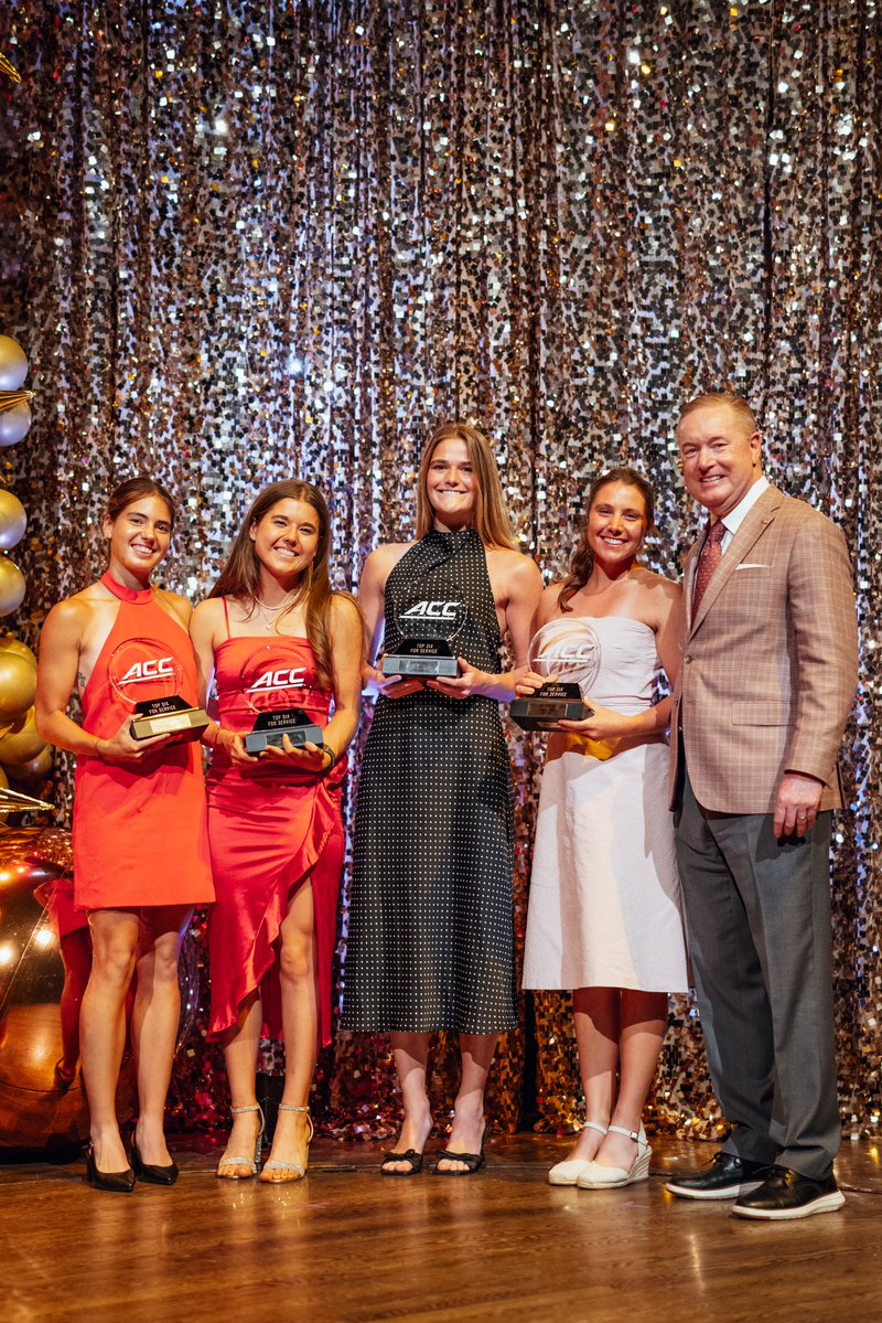 Seminoles's tweet image. ✨𝐀𝐂𝐂 𝐓𝐎𝐏 𝟔 𝐅𝐎𝐑 𝐒𝐄𝐑𝐕𝐈𝐂𝐄✨

Congratulations, Ava Povich, Bieke Schipperen, Reagan Terrell, Anna Hinde, Cade Cricchio, and Richie Leonard IV!

#GoNoles