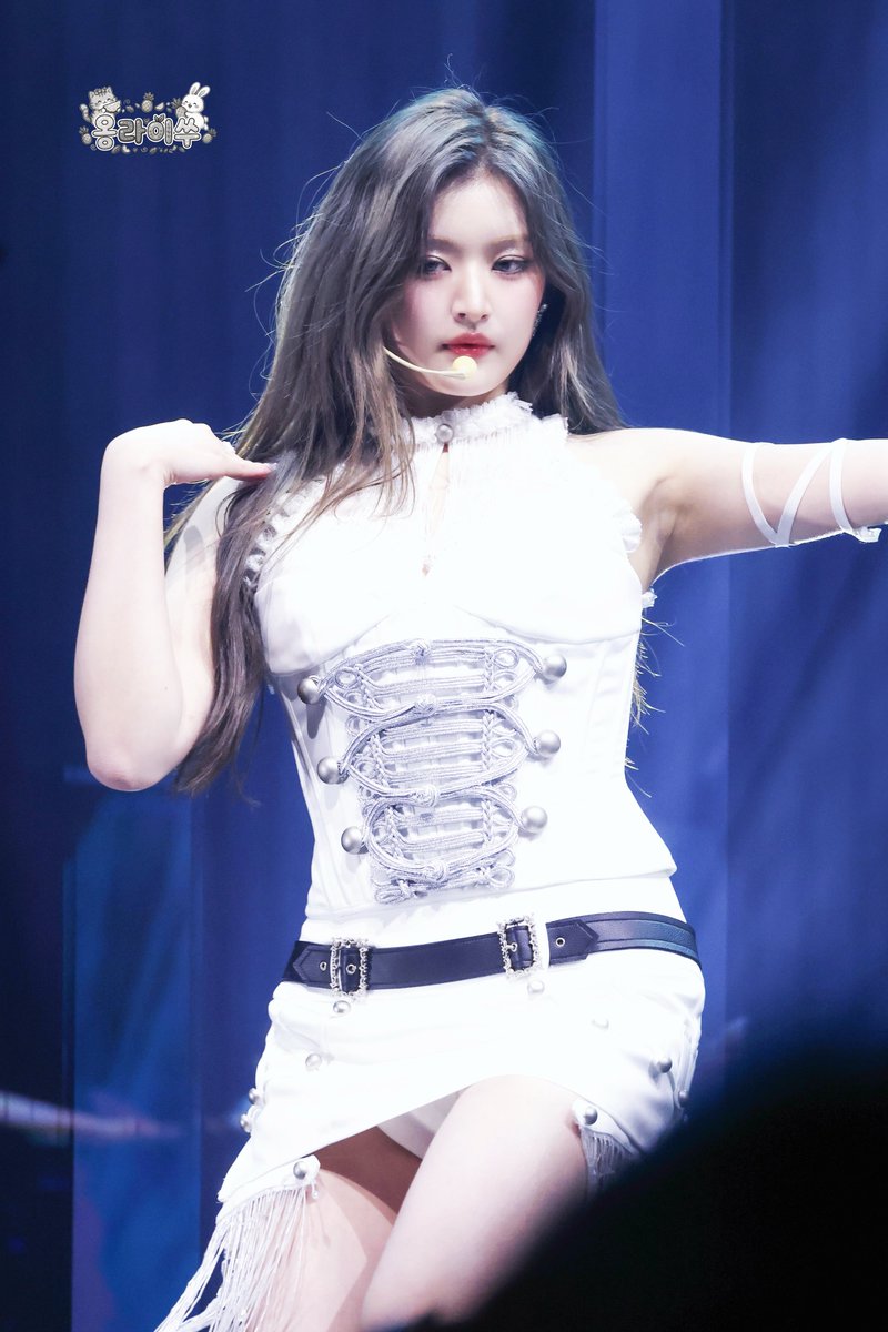 athenapineapple's tweet photo. 260426_Party Again in Taipei_Athena
🫣🥰
#FIFTYFIFTY #피프티피프티 #フィフティフィフティ
#Athena #아테나 #楊子嫻 https://t.co/Bz761uP2v1