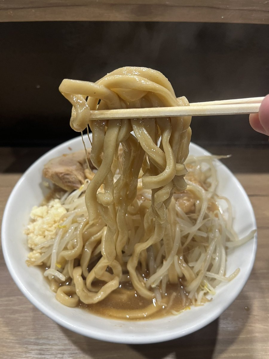 4/29(水)☁️ 11:00~14:30 17:00~22:00Lo. 【限定】 ・旨辛辣醬麺【豚
