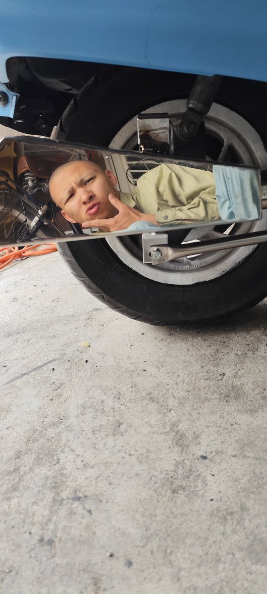 L1yyFrrdT2749m8's tweet photo. どうよこの角度!この位置!
これこそ求めていたスタイル!
うまくできて良かった!
#MF02
#CN250
#フュージョン https://t.co/oK0zVJkAkQ