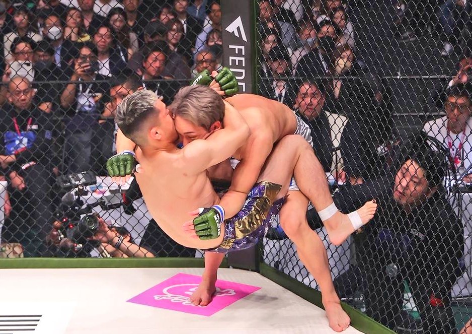 アマル tweet media