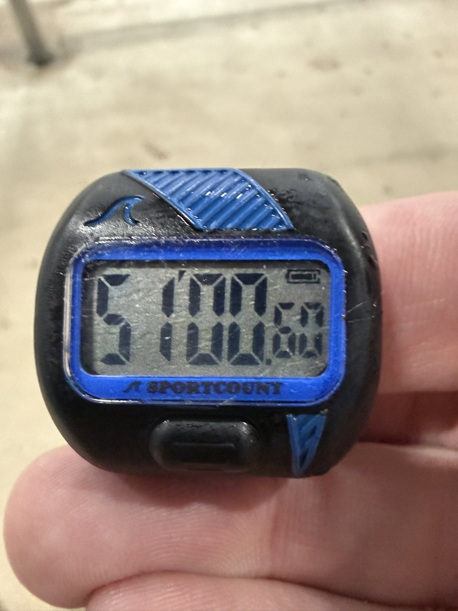 CLennyWiebs's tweet image. Back to the pool. Starting was easy, but the last 10-15 laps were rough - 1.23 miles #swimming #swimmer #accountability