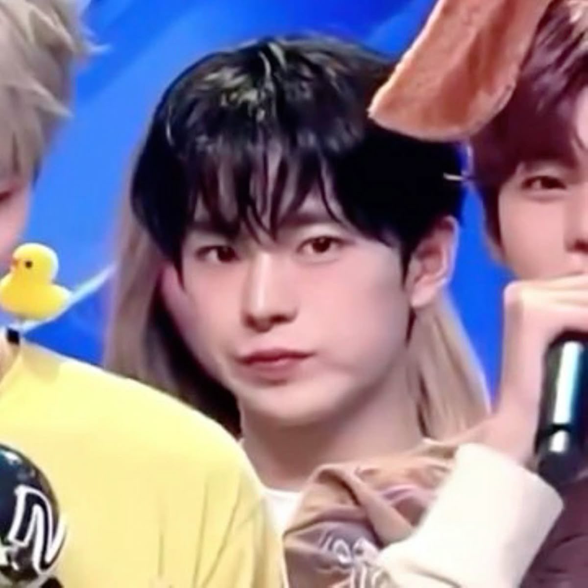낑깡 tweet media