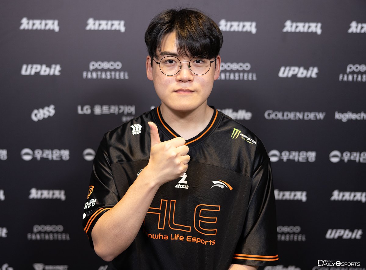 kenzi131's tweet image. '구마유시' 이민형, "kt 1위 결정전 승리 자신 있다"  #LoL  #LCK  @LCK  .@HLEofficial 

m.sports.naver.com/esports/articl…