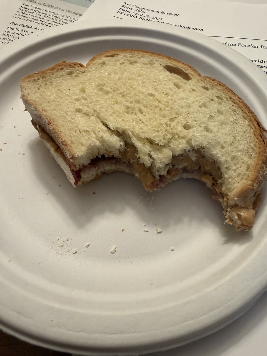 Tim Burchett tweet media