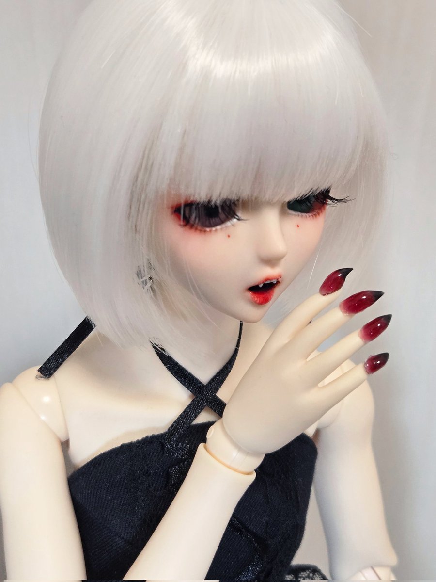 yume_n_doll's tweet photo. 妖精さんの「ドール用ネイルチップ」着用モデルさせてもらいました✨✨✨

かなり多くのサイズが付いているので、うちの子に合う大きさを見つけられます🥳

我が家では、ワンシートから2人分のネイルチップをつけることができたよ❤️‍🔥🙌❤️ https://t.co/OjDq88vZvB