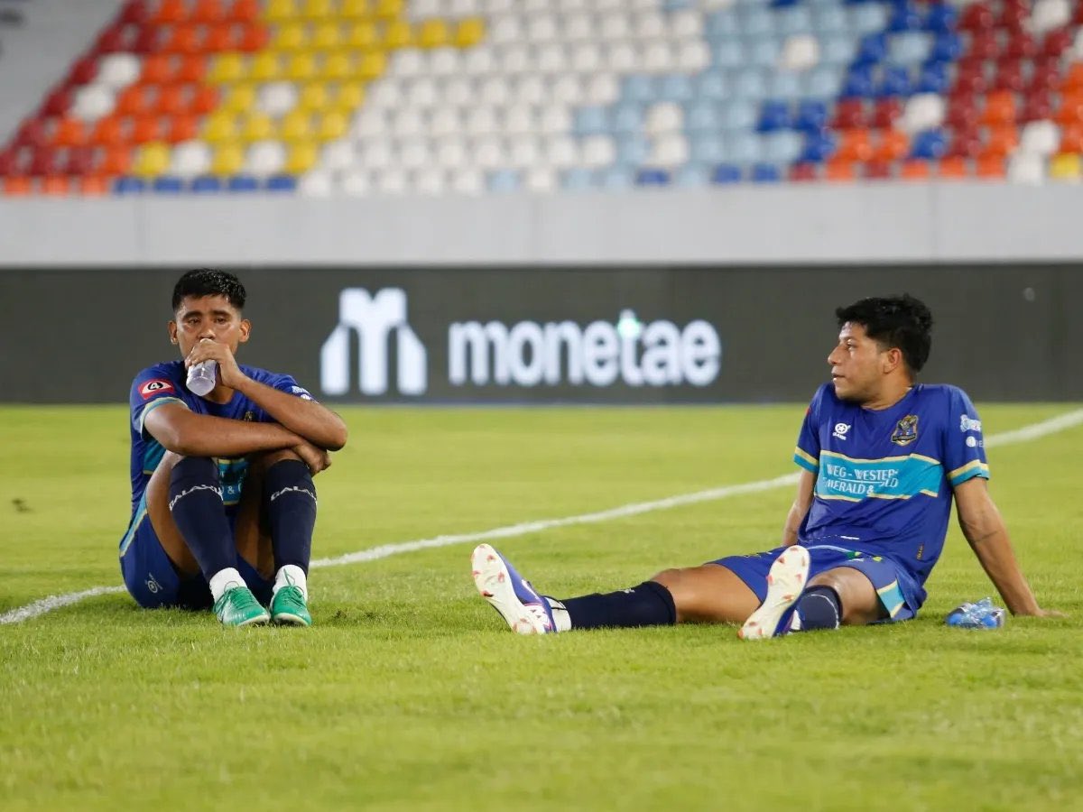 El Zacatecoluca FC confirmó su descenso a la Segunda División del fútbol salvadoreño, luego de caer 4-2 ante
Alianza FC en la jornada 21 del torneo
Clausura