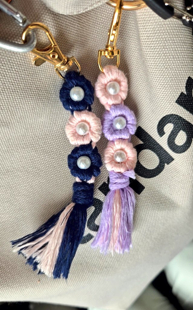 tsuki 🏴⁎∗🦔︎🌙*.｡ tweet media