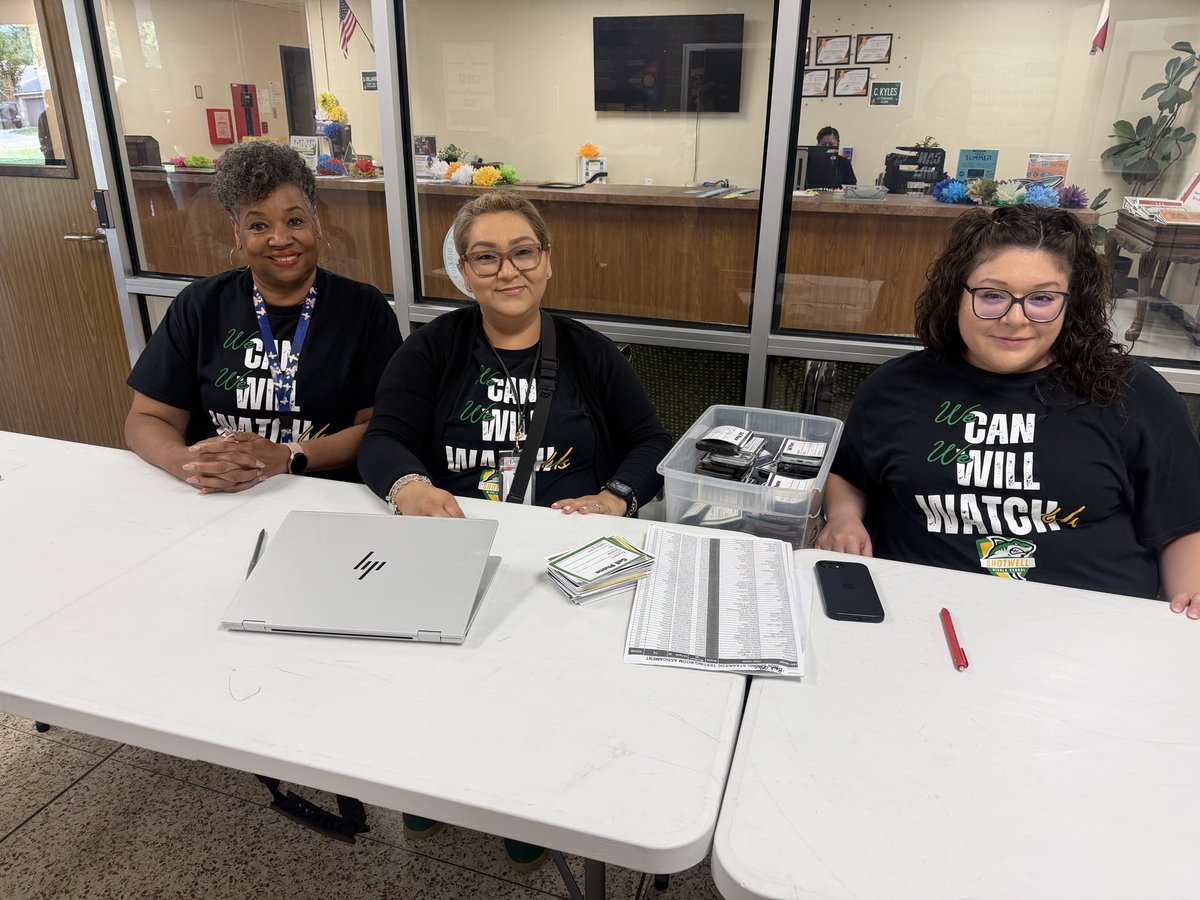 ShotwellMS_AISD's tweet image. Today our scholars took the Math STAAR test and we stood united believing “We Can, We Will, Watch Us.” Our scholars have this! #MORE @DrKimJohnson07 @DrCrystalWatson
