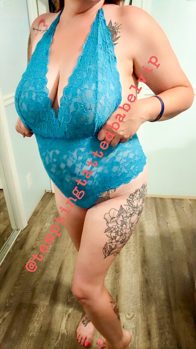 temptingtattedbabe1 tweet media