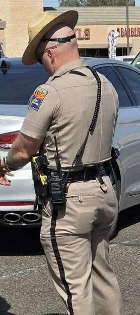 Uniformedmen tweet media