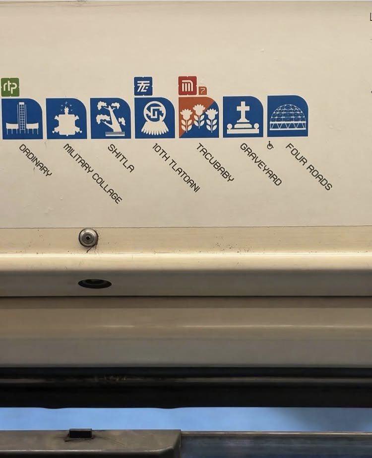 rockdrigo_mtz's tweet image. La CDMX y el Metro 🚇 listos para el mundial 2026... 
#cdmx❤️ #ilovecdmx🇲🇽❤️🇲🇽 #métro #mundial2026🇨🇦🇺🇸🇲🇽 #metreandocdmx