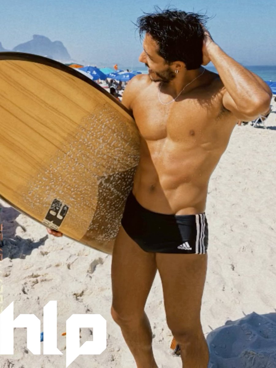 homensdelinguap's tweet image. Bora surfar com o GORGEOUS @RGualandi Rafael Gualandi?⚡️

#rafaelgualandi #brazilianactor
#autumn #surf
#homensdelinguaportuguesa