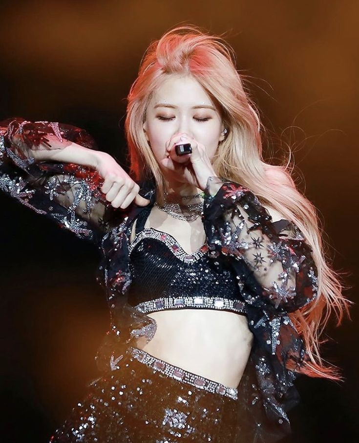 rina 🧛🏻‍♀️ tweet media