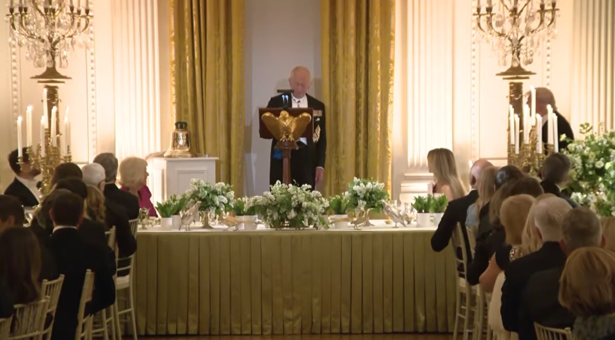 Pouissant17's tweet image. Let's do a little digging.......

So tonight King Charles III presented President Donald Trump with a historic naval artifact during Tuesday’s state dinner,  delivering the moment with a joke that drew laughter from the room.

The  King gifted Trump the original bell from HMS