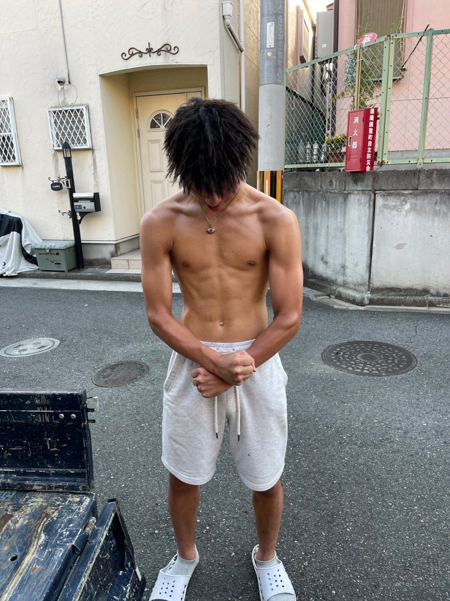 0zzl1's tweet photo. 筋トレ頑張ってる https://t.co/jVXTGDDnKi
