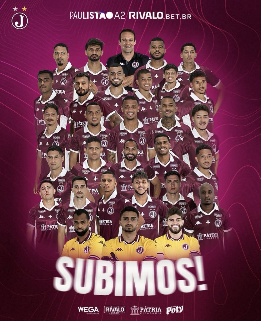 FutDeTerceira's tweet photo. 🇱🇻🇱🇻🇱🇻🇱🇻🇱🇻🇱🇻  Acabou a espera!!!!

18 anos depois, o Juventus está de volta a elite do Paulistão.

O Moleque Travesso segurou o empate com o Votuporanguense e garantiu além do acesso a vaga na final do Paulistão A2. https://t.co/OeYoY0VfJ9