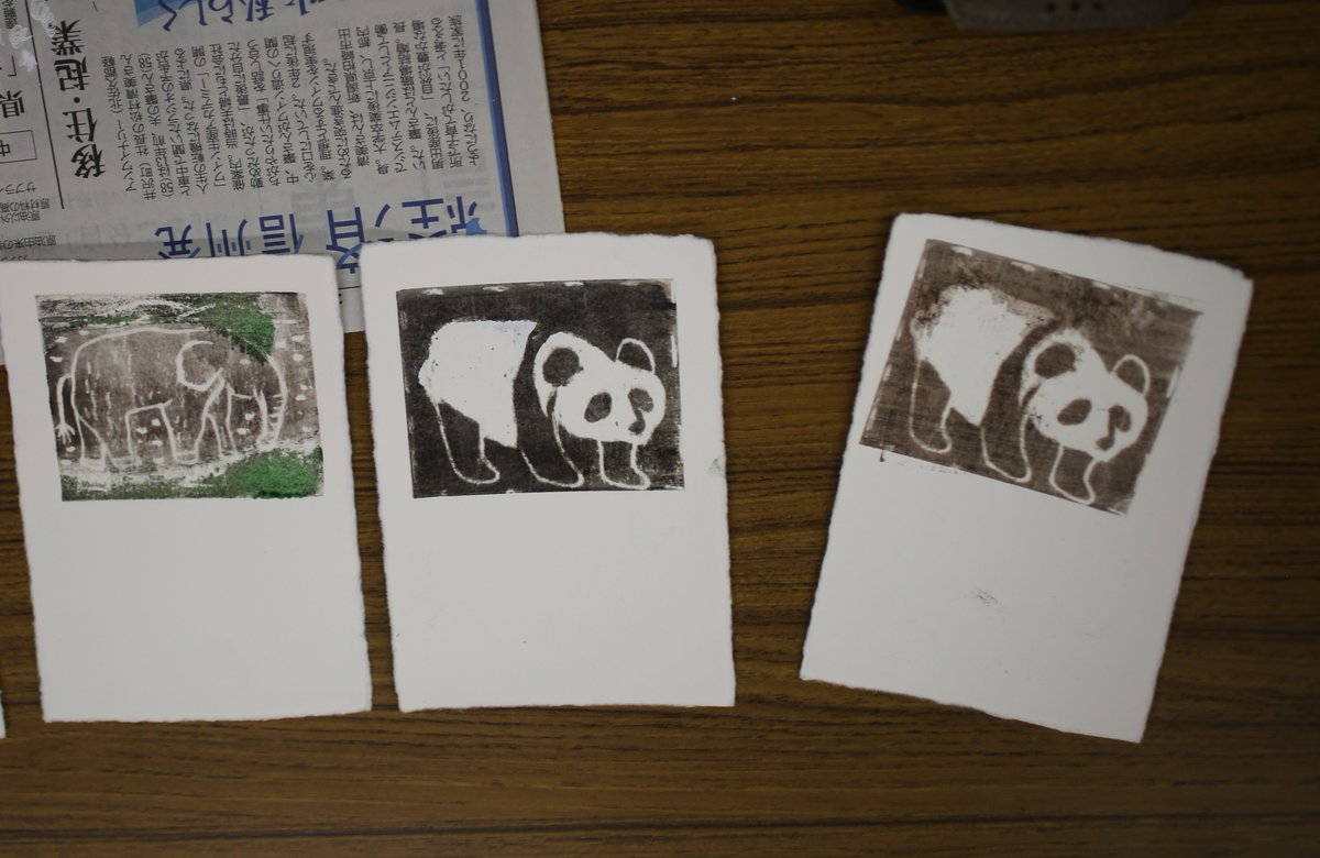 ichiji_kun's tweet photo. 4/26㈰に版画家の田嶋健さんを講師にお迎えしてWSを開催したよ。個性豊かな動物の作品がたくさん生まれて、ｼﾞｸも見ていて楽しかったな☺佐久市立近代美術館では「動物たち大集合！」を5/6㈬まで開催中！連休中にぜひ遊びに来てね。 
#佐久市 #美術館 https://t.co/77BylpGtxV
