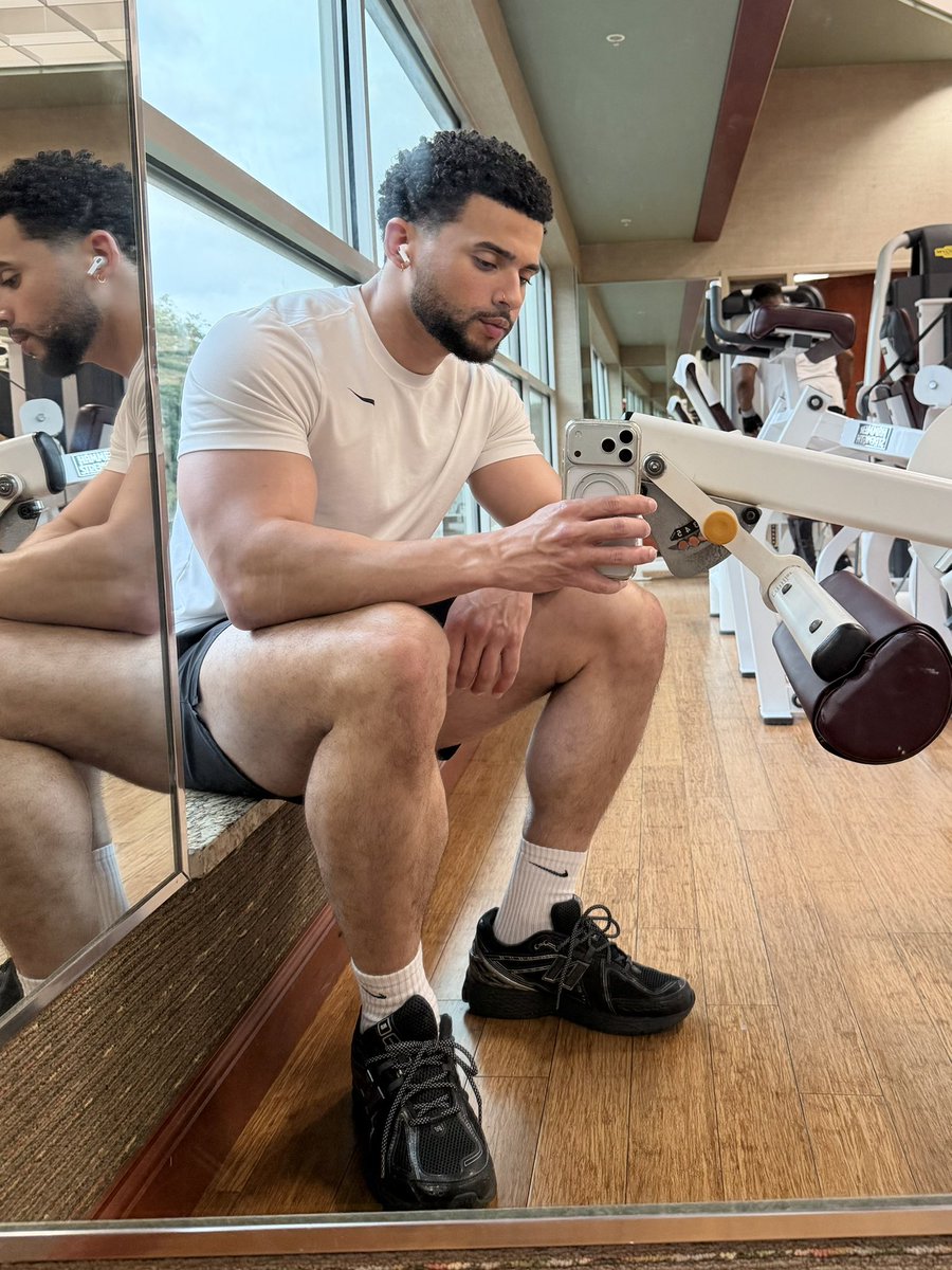 david tweet media