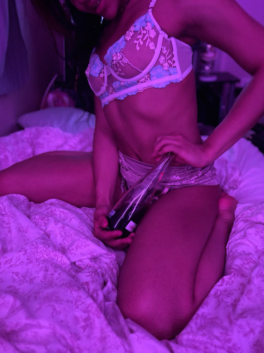 aria belle || selling + $5 OF 🦢 tweet media