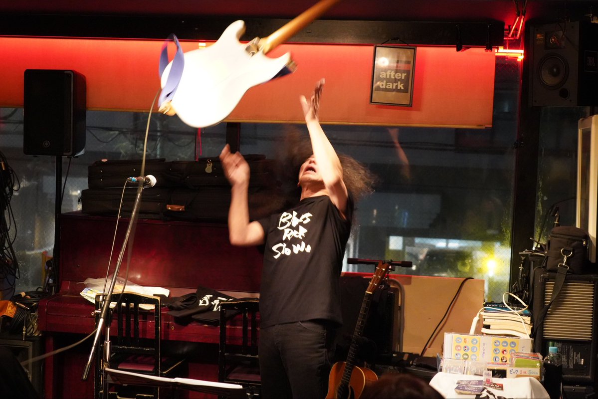 ２３０ tweet media