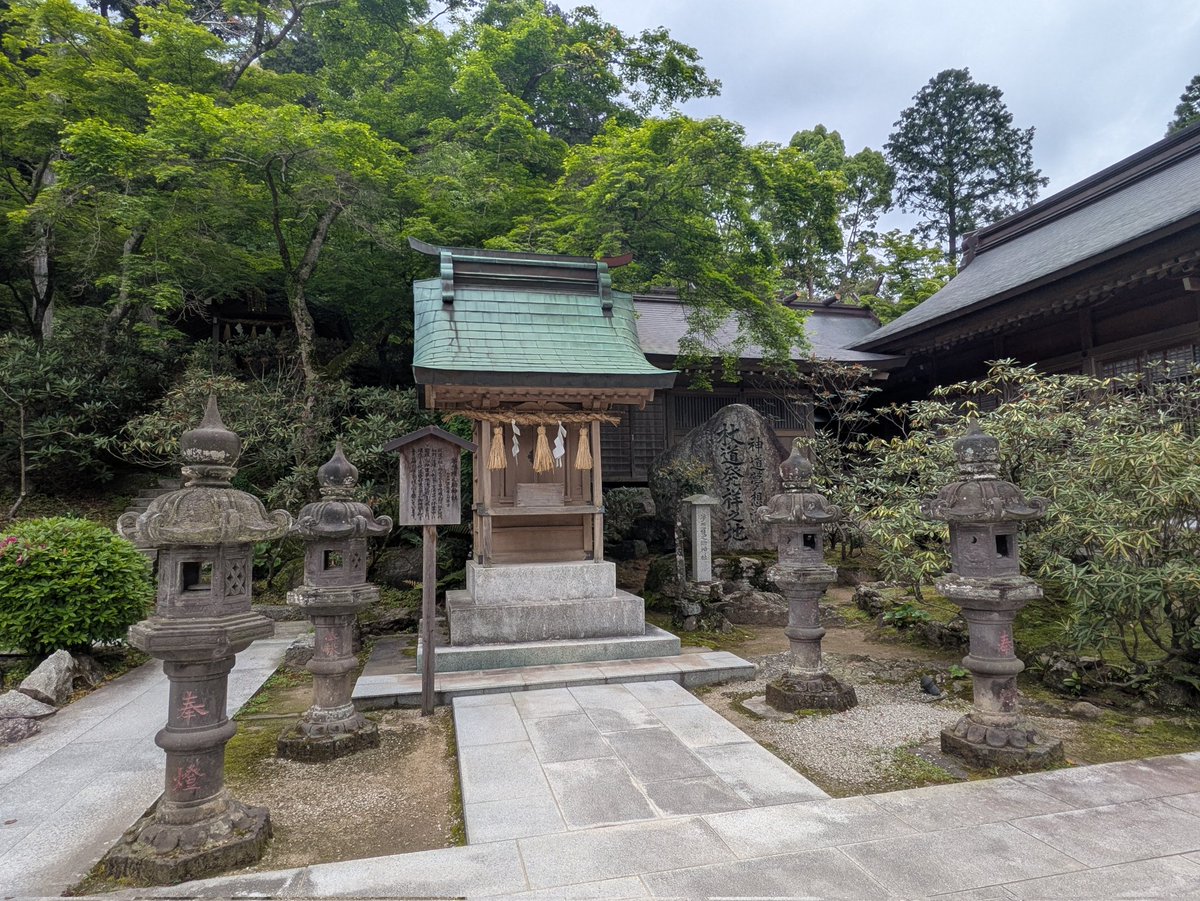 ❄ぺるそな❄次のライブ出現先はプロフ位置 tweet media