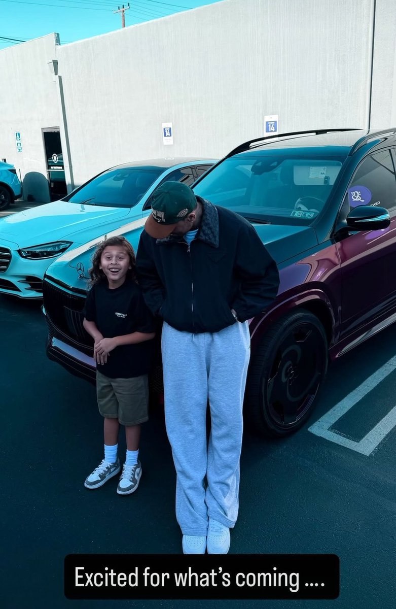 Cristiancitoo99's tweet image. Chris Brown Integrating His Son Aeko Into His BROWN SEASON 🤎
#ChrisBrown #BROWN #Album #Rnb #Music