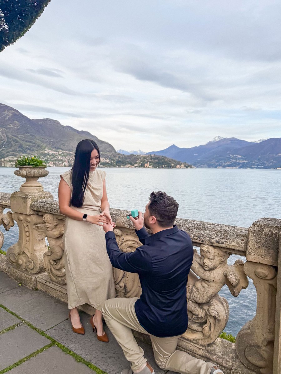 EddyVeloz's tweet photo. Me caso con el amor de mi vida. Gracias a Dios por cruzar nuestros caminos y hacerme el hombre más feliz a tu lado. Mi compañera de viajes, de risas, de luchas, de sueños y de todo lo que viene. Recordaré este día como el más maravilloso de mi vida. Te amo infinitamente @domefq https://t.co/lmTBo5eddM