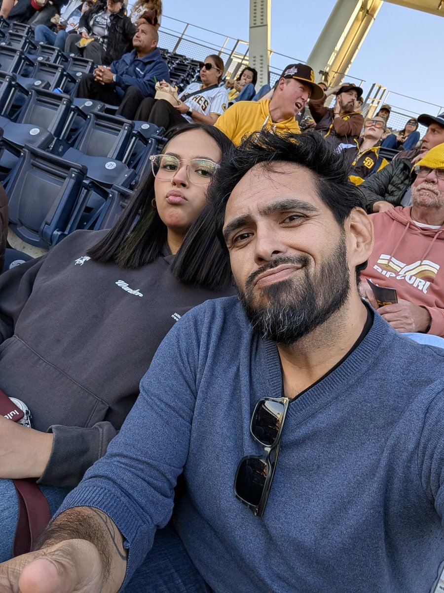 NobisTijuana's tweet photo. Mi regalo de cumpleaños! #Birthday #baseball #ForTheFaithful @LosPadres @Padres https://t.co/VO2kpMwptN