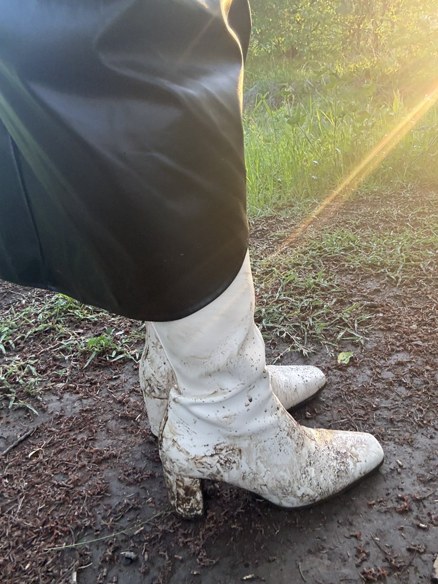 asu_Boots's tweet image. しょうがないからお前らに動画撮影の後の写真見せてやるよ
どうだ満足か？(ง `▽´)╯ﾊｯﾊｯﾊ!!

#ブーツ #ロングブーツ