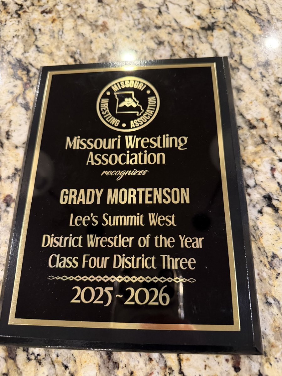 Snow135_'s tweet photo. Lees Summit West Titan Grady Mortensen earns District Wrestler of the Year honors (Class 4, District 3) from the Missouri Wrestling Association for the 2025–2026 season! 🏆 
@lswwrestling @lswhstitans @LSWestAD https://t.co/5RNdQMaZfT