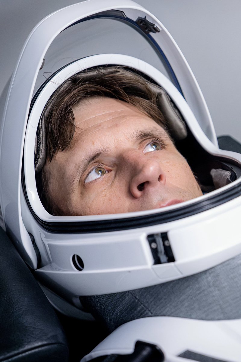 Astro_Kutryk's tweet photo. Lots of time at SpaceX these days, learning how to fly on #Dragon. Long training days with my crew mates. Preparation is everything. https://t.co/nlPdbgOs44