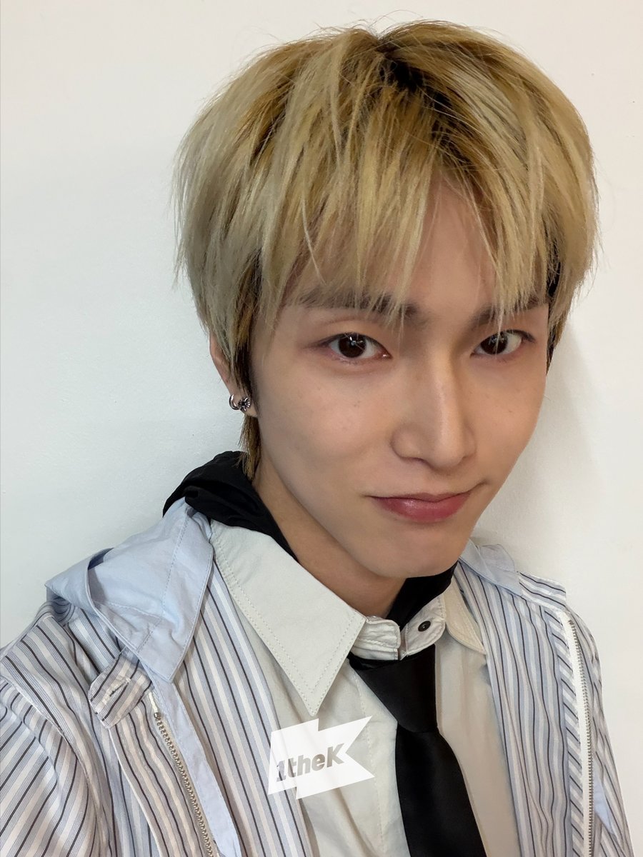 1theK(원더케이) tweet media