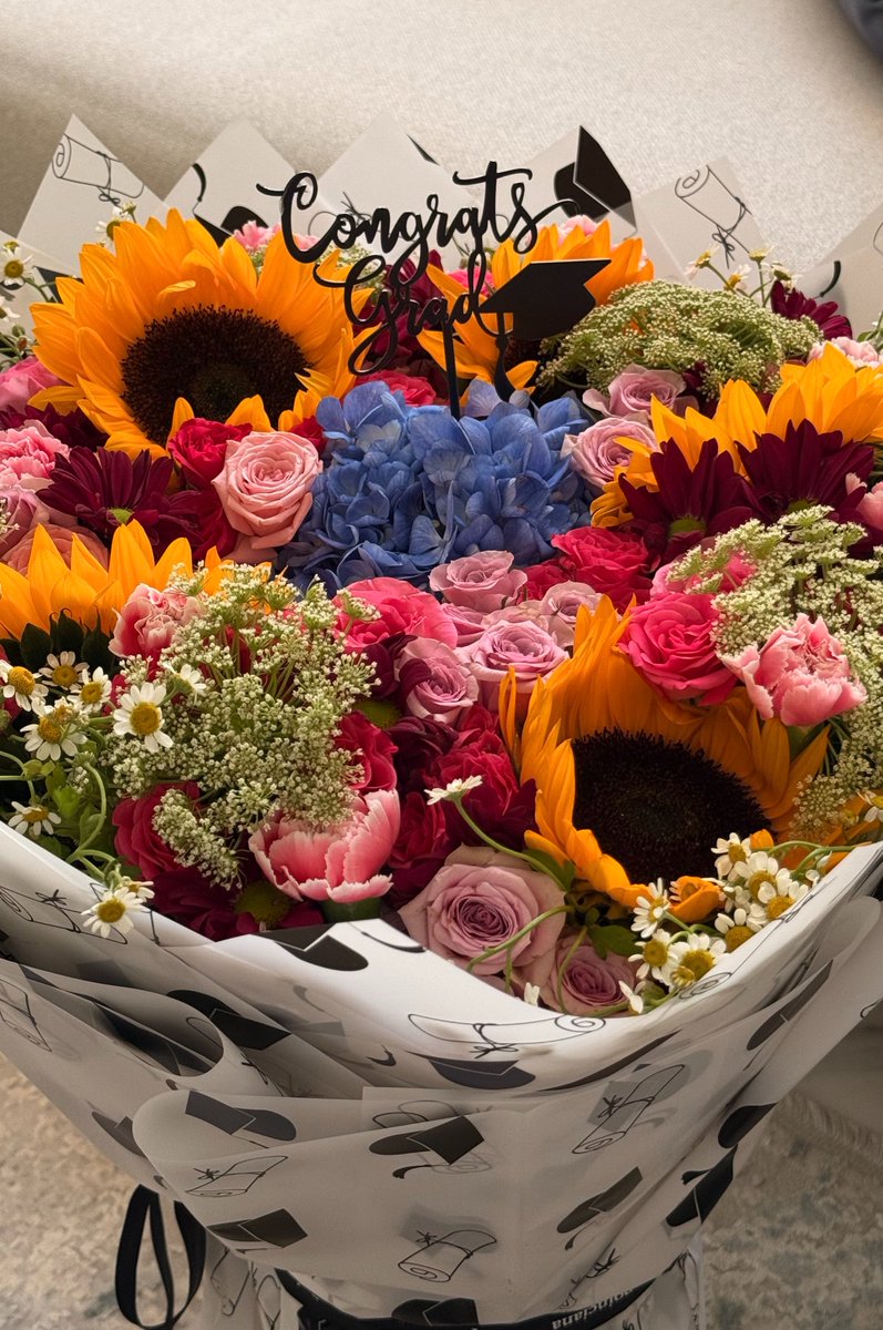 ملكة الرتويت tweet media