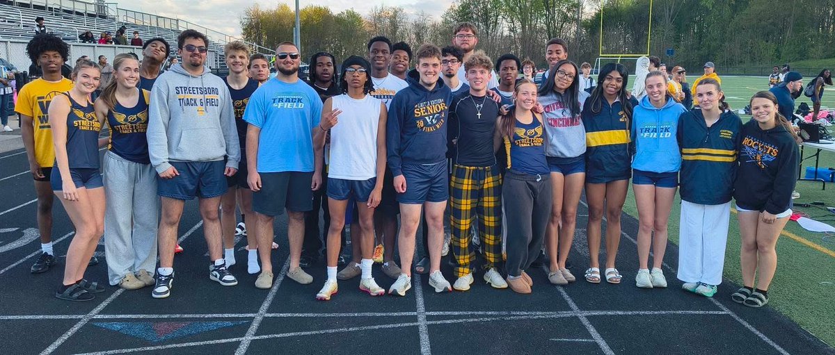 SboroAthletics's tweet image. Tonight we celebrated our seniors and invited our youth track team to the meet!